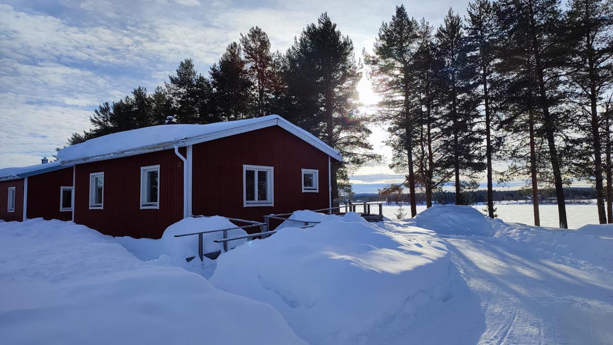 Fritidshus - Cottage - Holiday House - Soluppgang Blattniksele Екстериор снимка